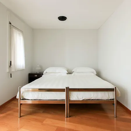 Vip's Hotel
